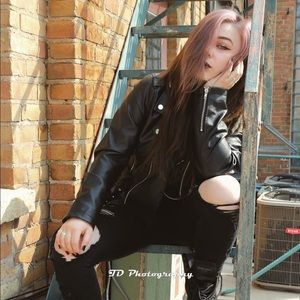 Meet your Posher, Kenxi